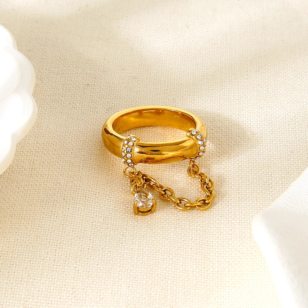 18K Gold Plated Stainless Steel Chain Link Ring with Waterdrop Cubic Zirconia – Elegant Waterproof Jewelry for Women